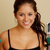 Cute Shyla Jennings starts stripping while she works out